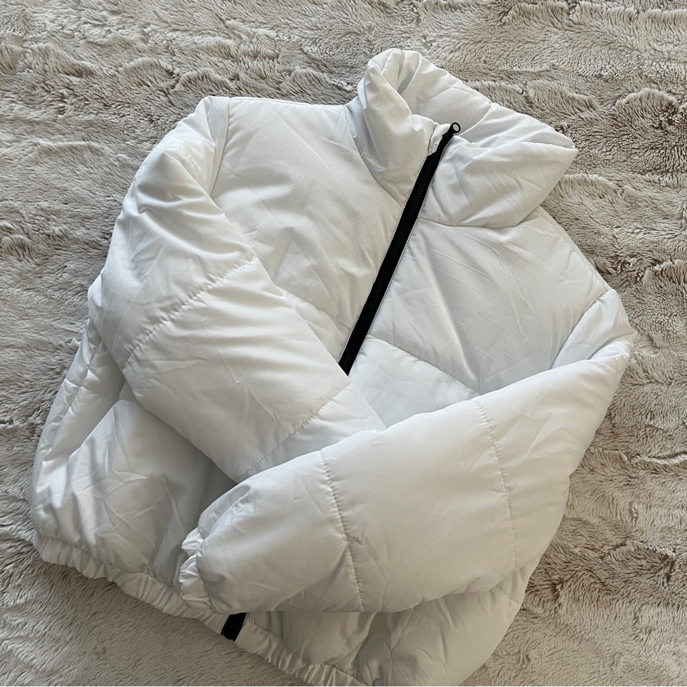 Wild Fable White Puffer Jacket with Black Accents